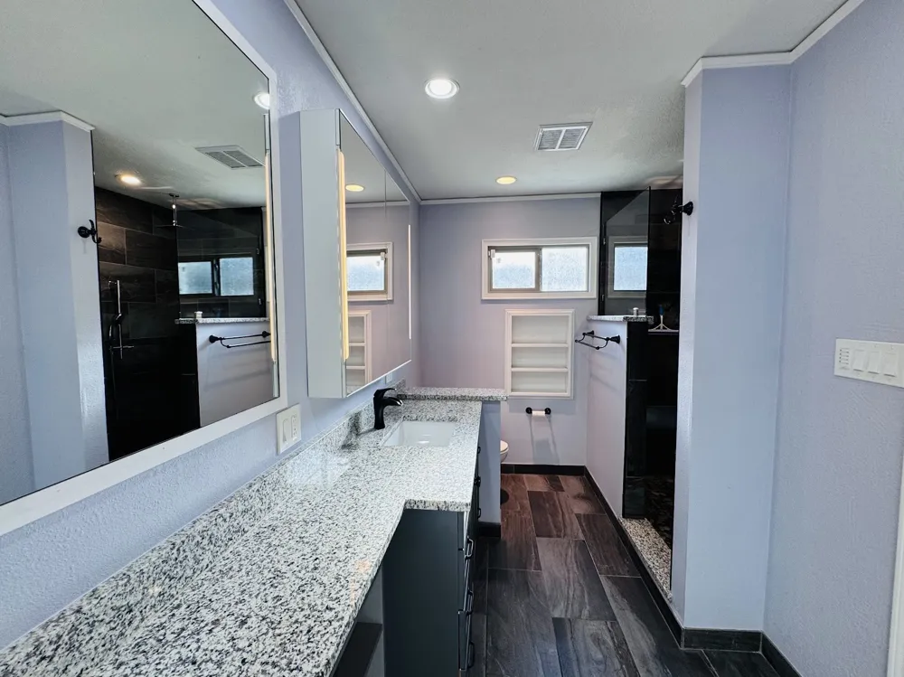 225 California Drive Glenn Heights, TX 75154