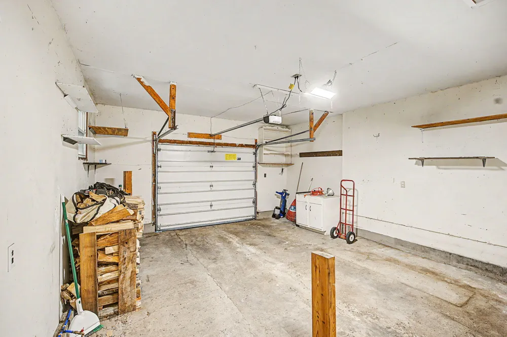 1940 Maple Grove Road Jackson, MI 49201