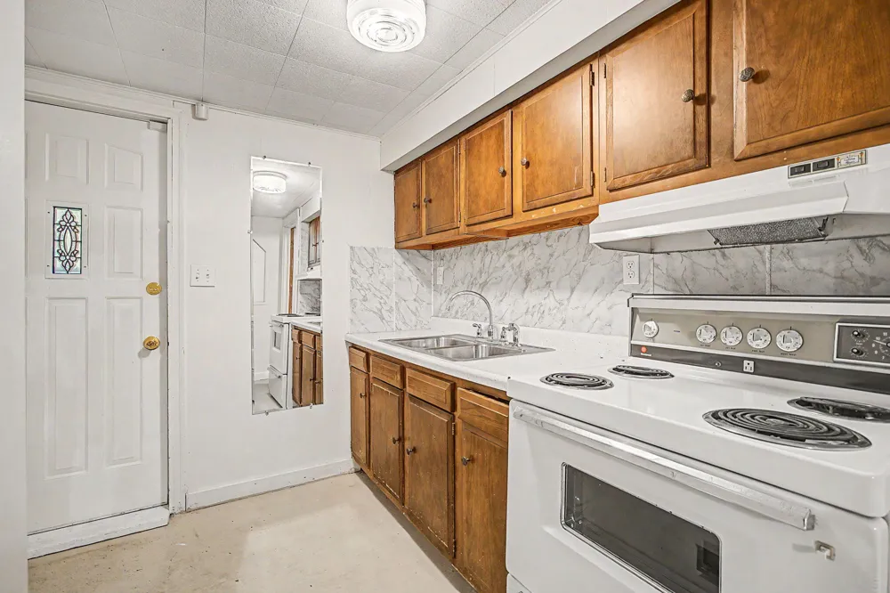 1940 Maple Grove Road Jackson, MI 49201