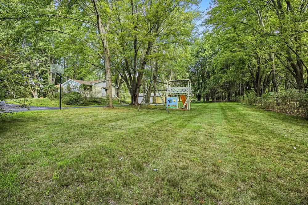 1940 Maple Grove Road Jackson, MI 49201