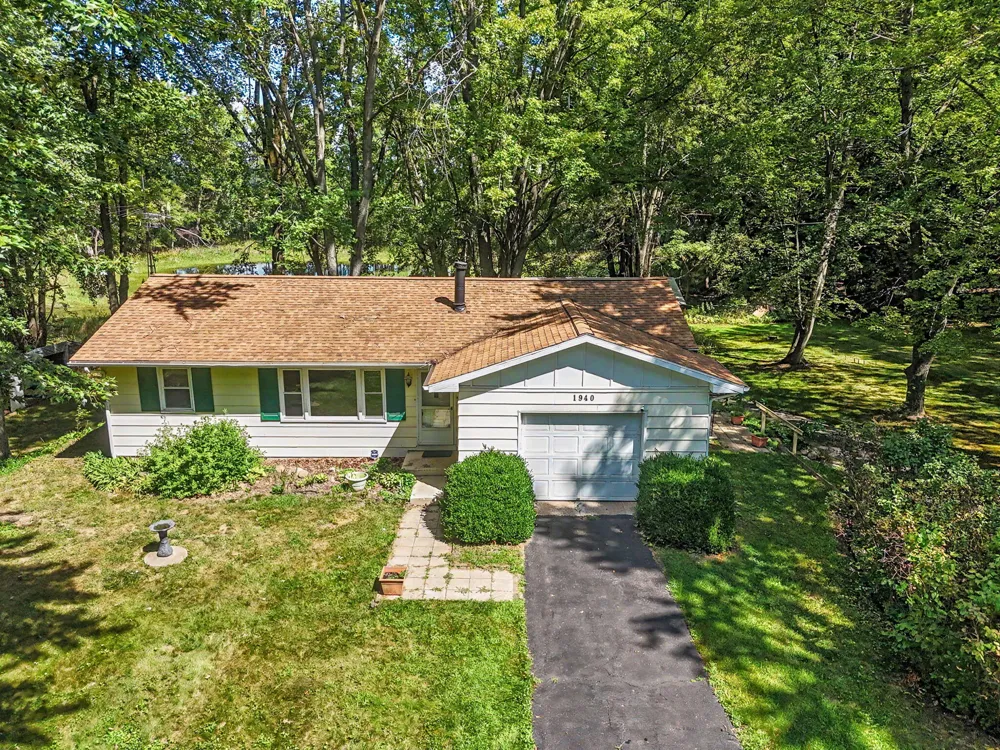 1940 Maple Grove Road Jackson, MI 49201