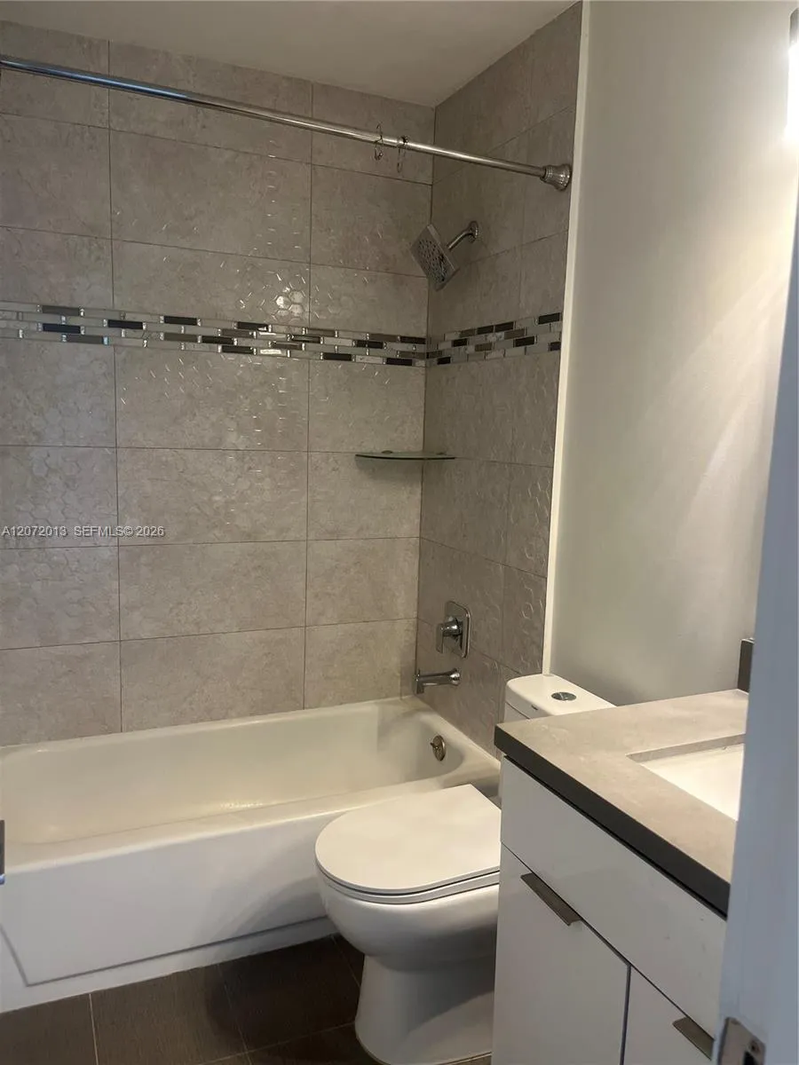 Address Not Shown Plantation, FL 33322