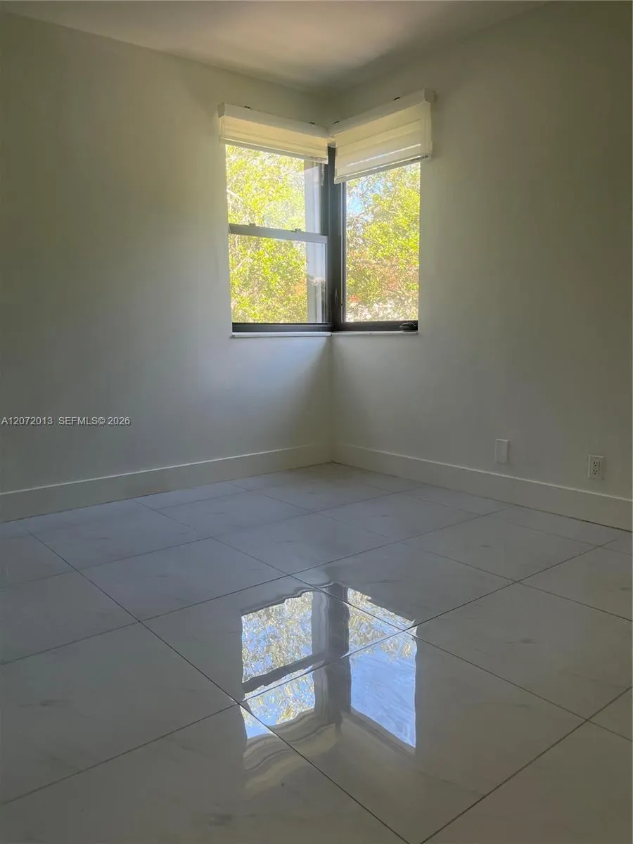 Address Not Shown Plantation, FL 33322