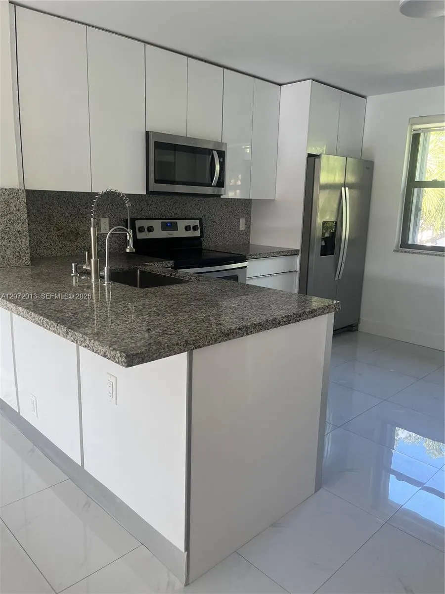 Address Not Shown Plantation, FL 33322