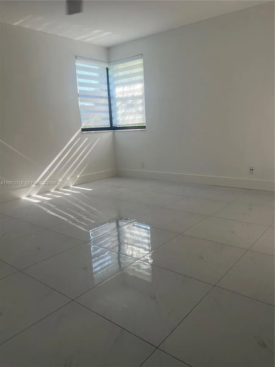 Address Not Shown Plantation, FL 33322
