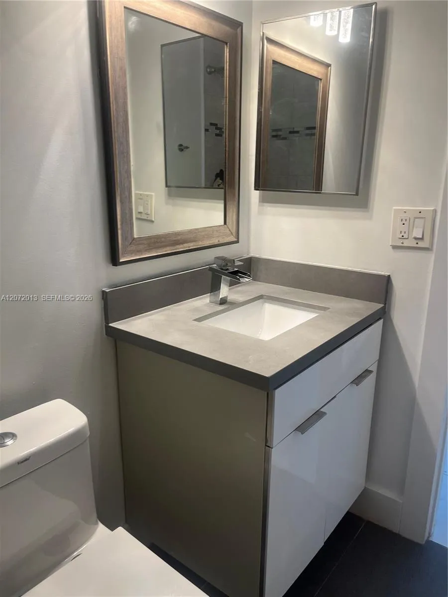 Address Not Shown Plantation, FL 33322