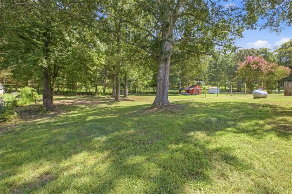 772 Compton Road Silver Creek, GA 30173