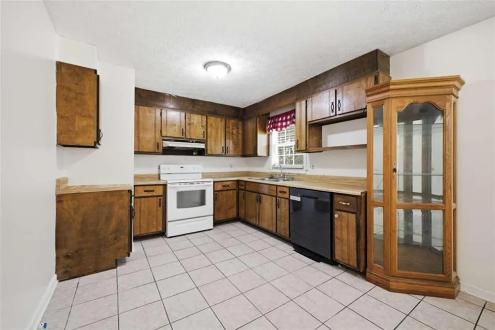 772 Compton Road Silver Creek, GA 30173