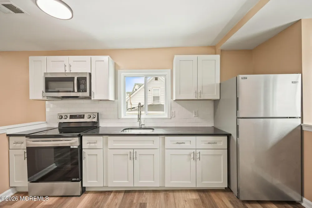 143 Center Avenue #2 Keansburg, NJ 07734