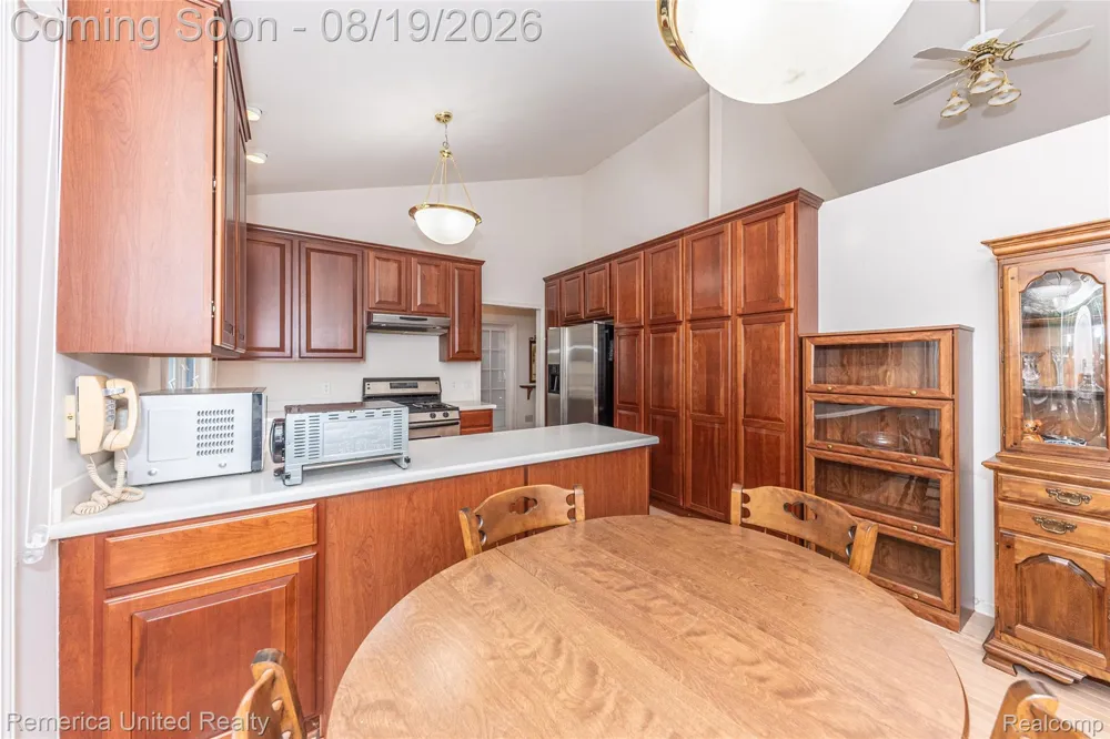 16766 Lochmoor Circle W Northville Township, MI 48168