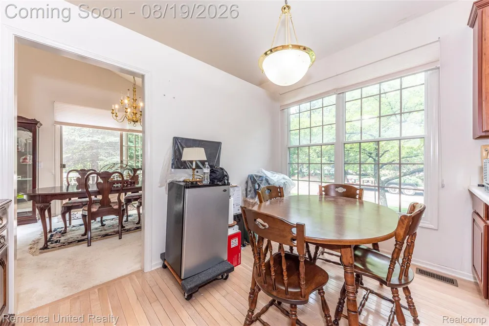 16766 Lochmoor Circle W Northville Township, MI 48168