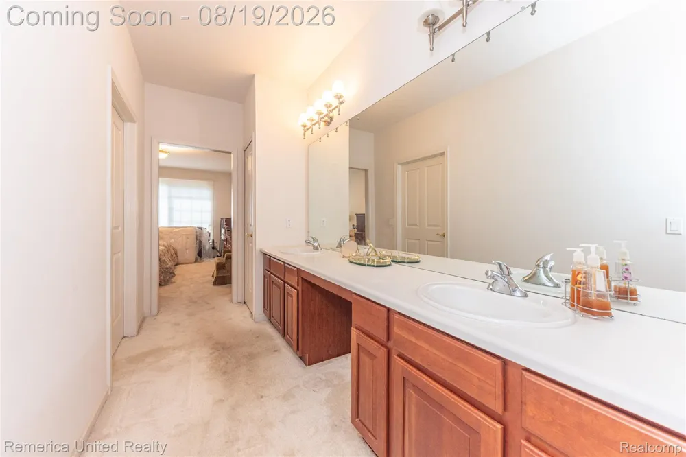 16766 Lochmoor Circle W Northville Township, MI 48168