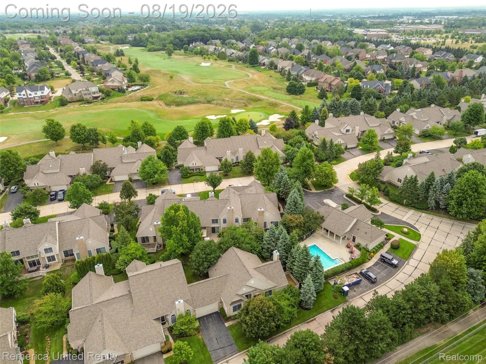 16766 Lochmoor Circle W Northville Township, MI 48168