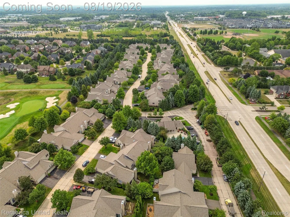 16766 Lochmoor Circle W Northville Township, MI 48168