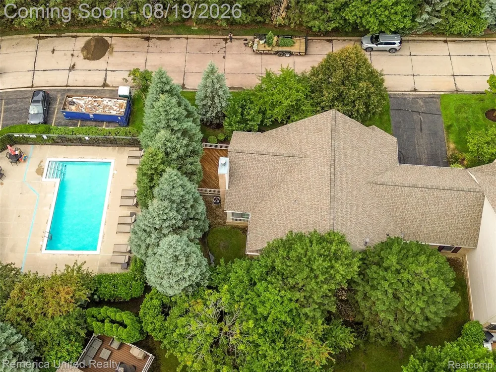 16766 Lochmoor Circle W Northville Township, MI 48168