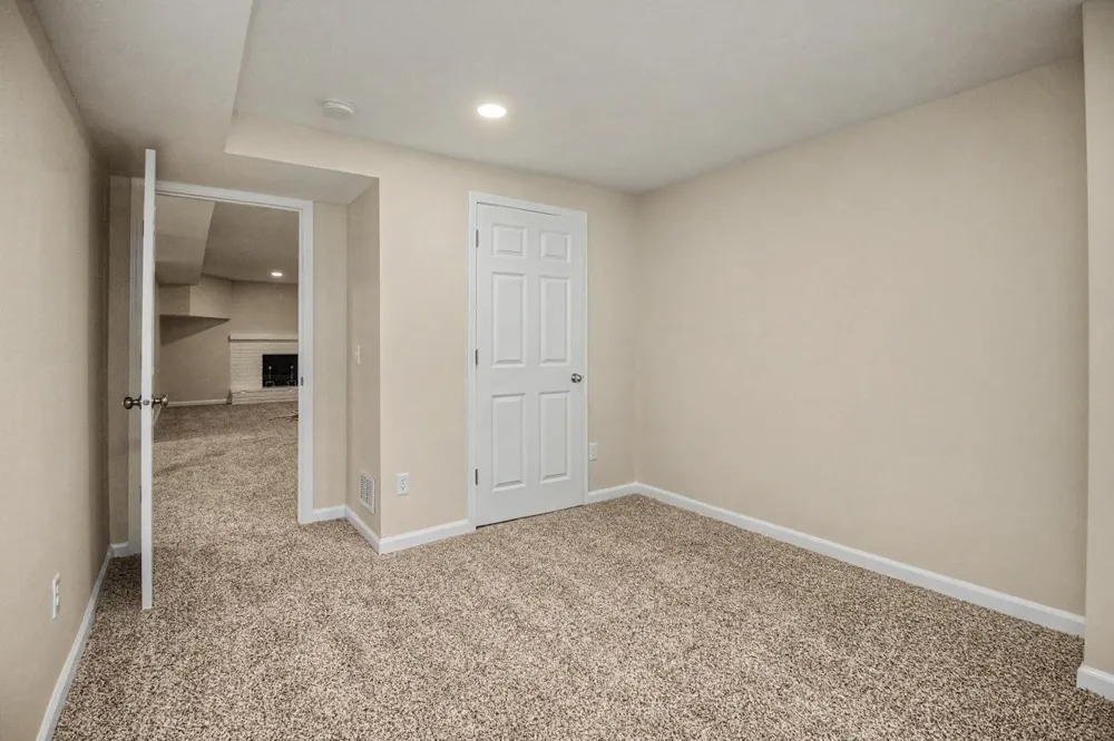 6230 Cahill Avenue Inver Grove Heights, MN 55076