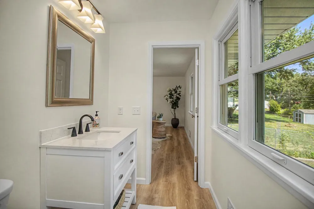 6230 Cahill Avenue Inver Grove Heights, MN 55076