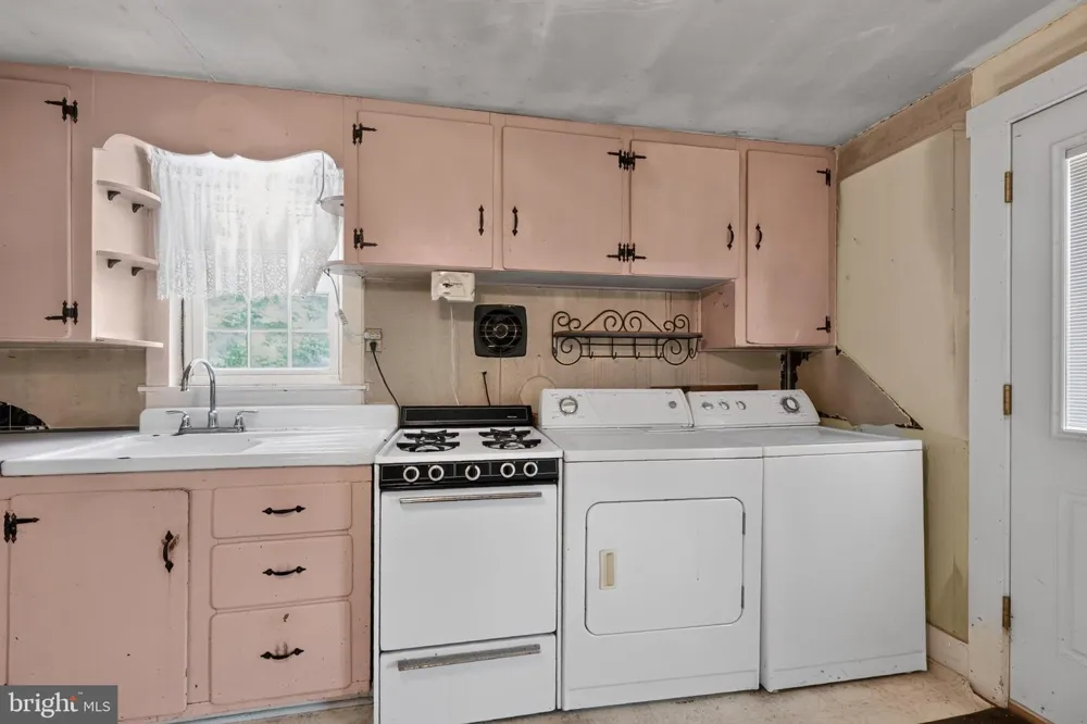 6132 HARMONY ROAD Preston, MD 21655