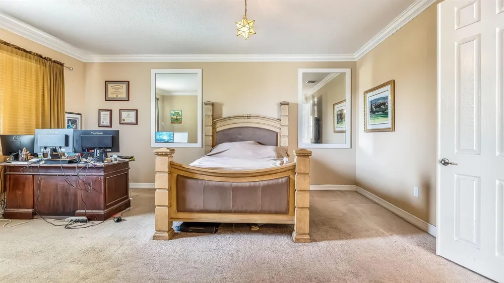 8292 Calabria Lakes Drive Boynton Beach, FL 33473