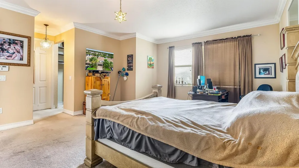 8292 Calabria Lakes Drive Boynton Beach, FL 33473