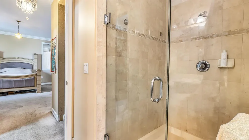8292 Calabria Lakes Drive Boynton Beach, FL 33473