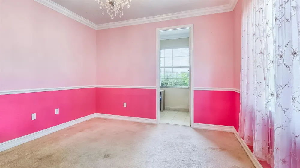 8292 Calabria Lakes Drive Boynton Beach, FL 33473