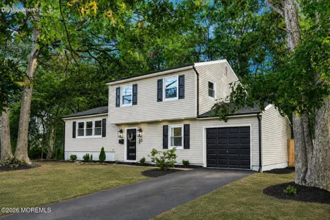 82 Sylvan Lake Boulevard