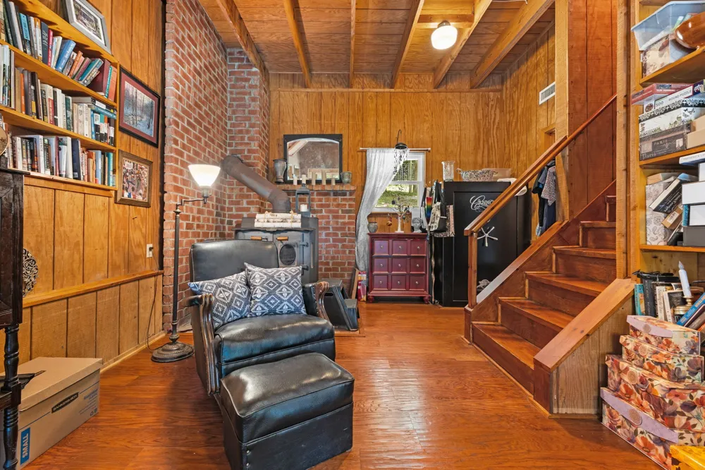 8021 Palmore Hollow Ln Nolensville, TN 37135