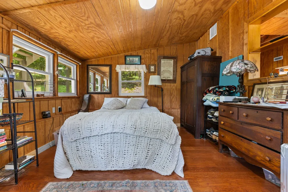 8021 Palmore Hollow Ln Nolensville, TN 37135