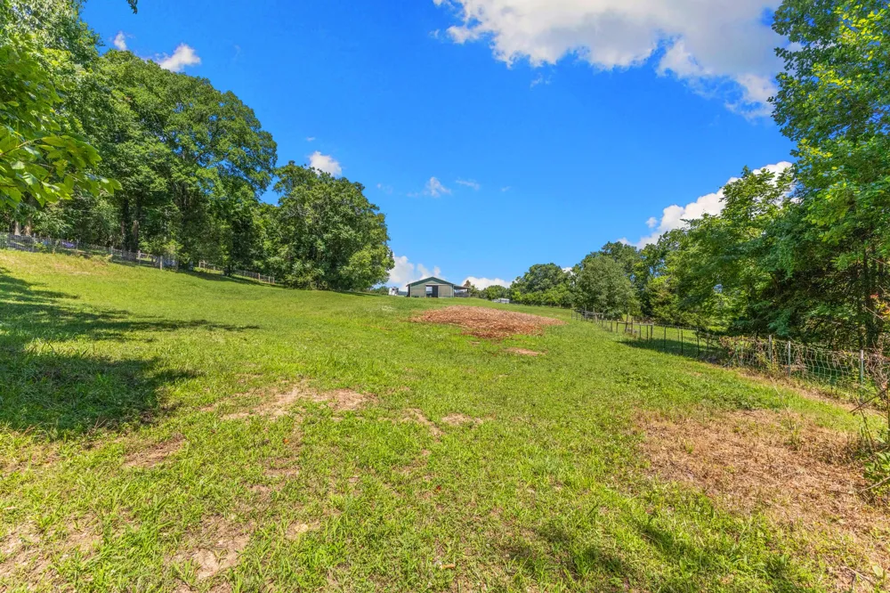 8021 Palmore Hollow Ln Nolensville, TN 37135