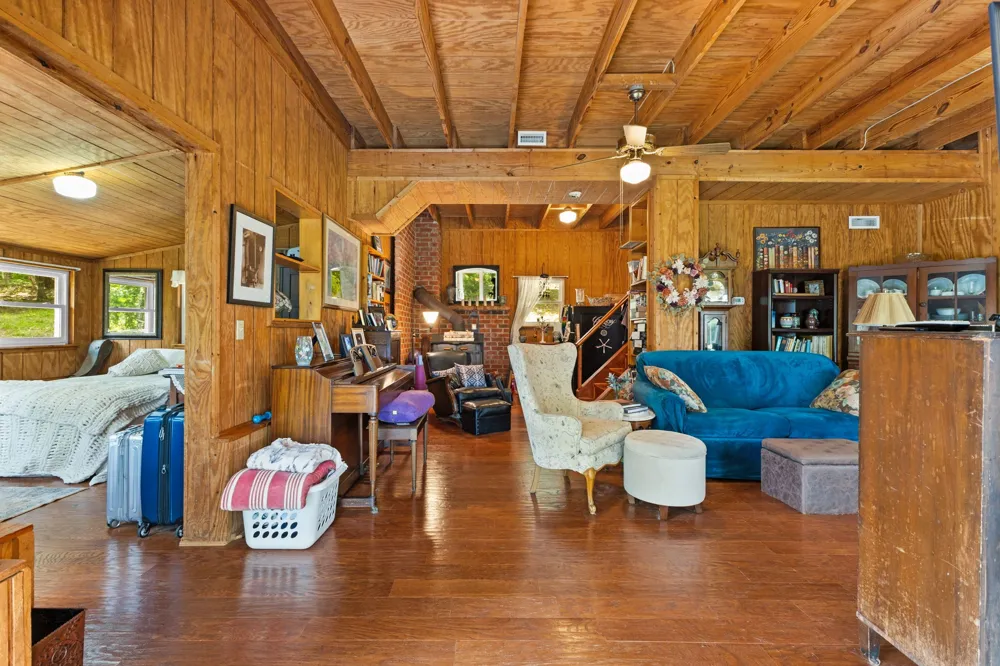 8021 Palmore Hollow Ln Nolensville, TN 37135