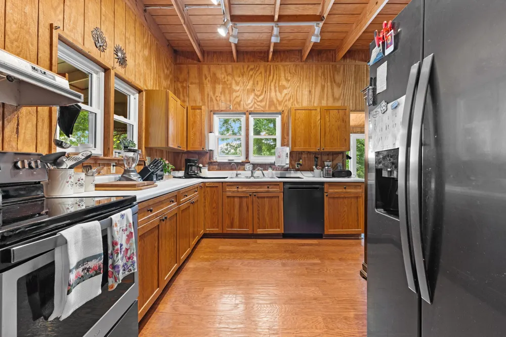 8021 Palmore Hollow Ln Nolensville, TN 37135