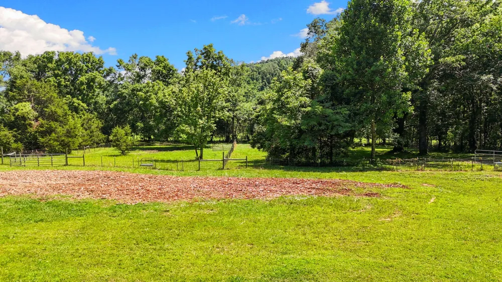 8021 Palmore Hollow Ln Nolensville, TN 37135