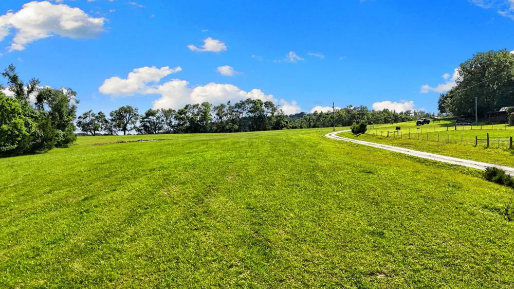 8021 Palmore Hollow Ln Nolensville, TN 37135