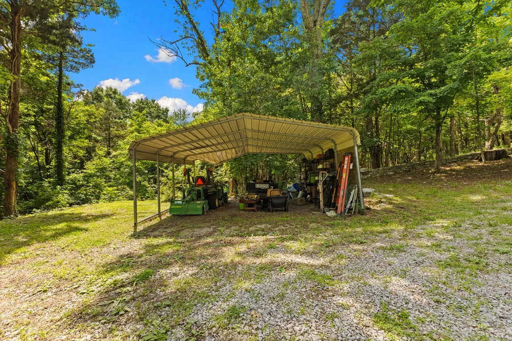 8021 Palmore Hollow Ln Nolensville, TN 37135