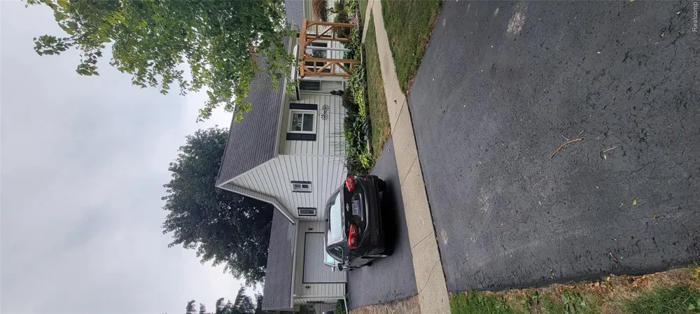 5562 Liberty Street Dryden Village, MI 48428