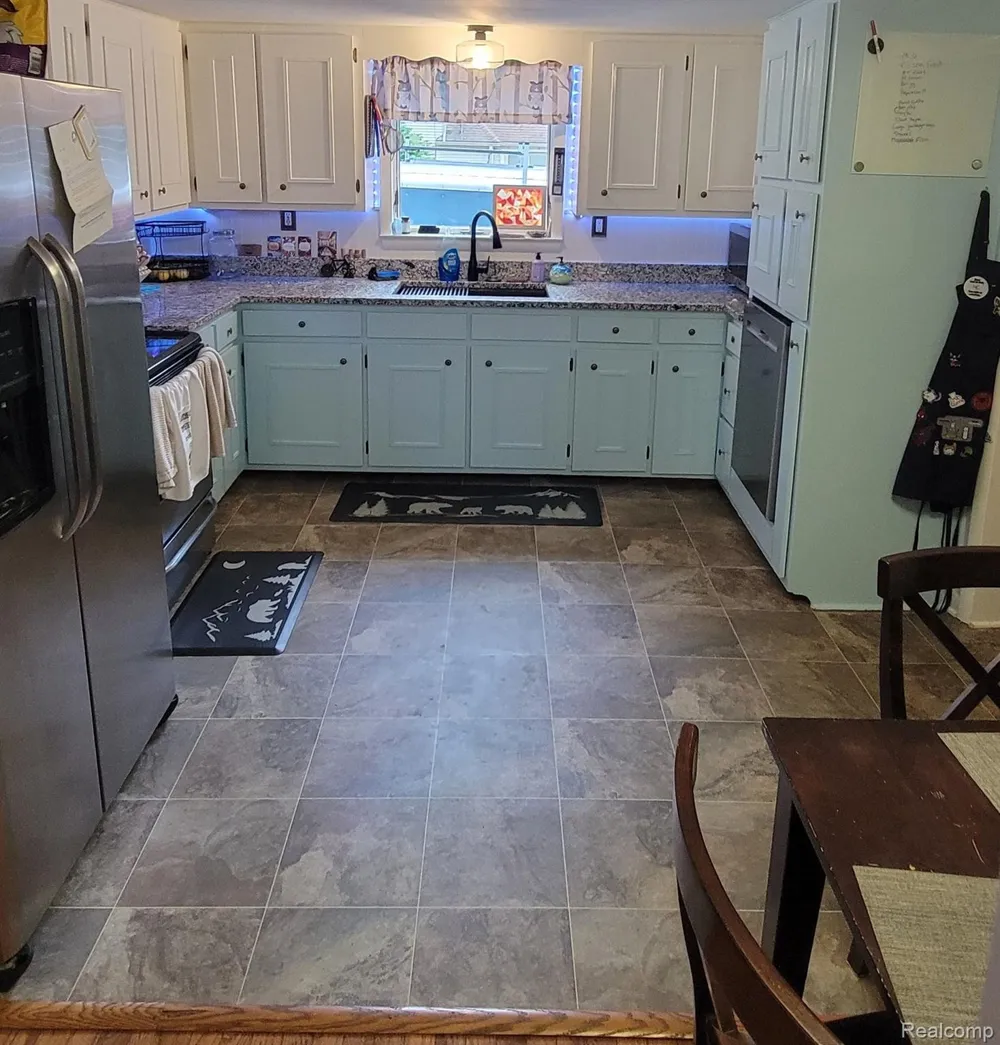 5562 Liberty Street Dryden Village, MI 48428