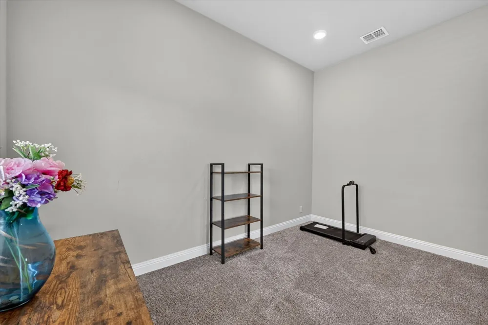 316 Jernigan Drive Euless, TX 76040