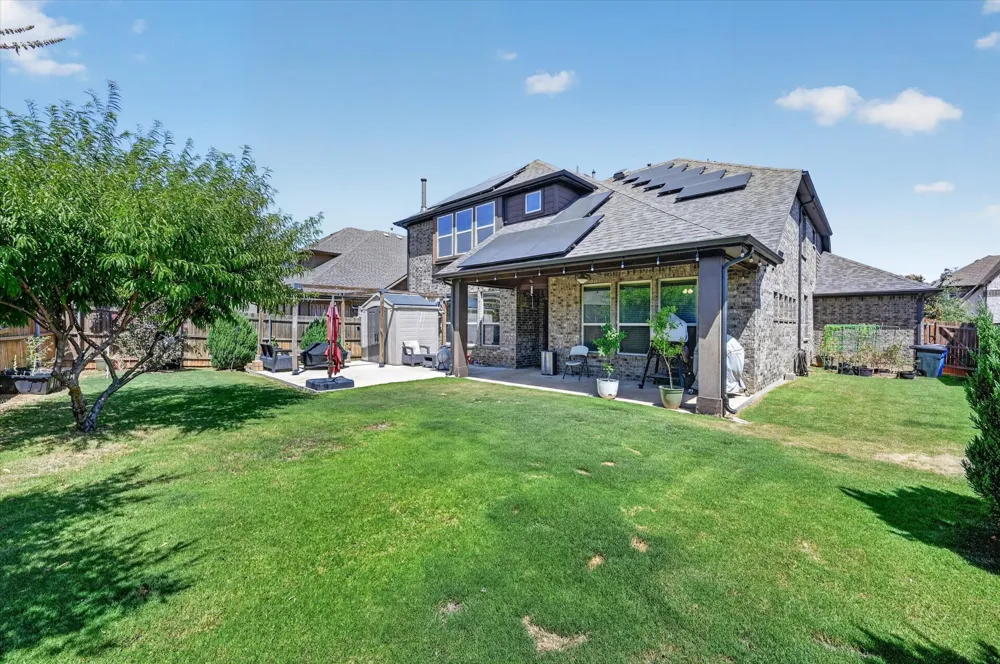 316 Jernigan Drive Euless, TX 76040