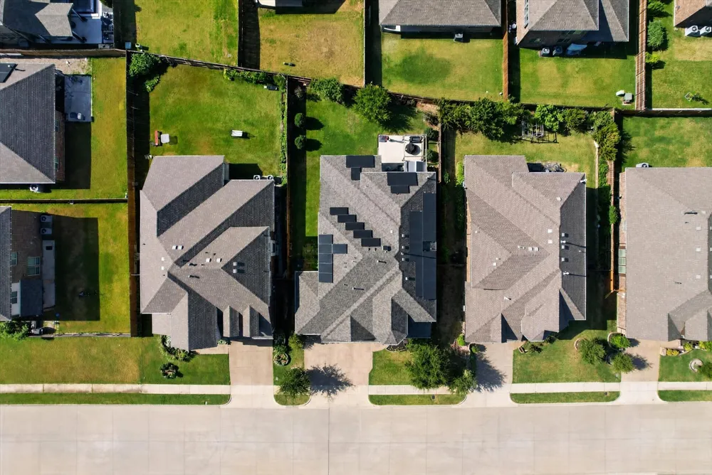 316 Jernigan Drive Euless, TX 76040