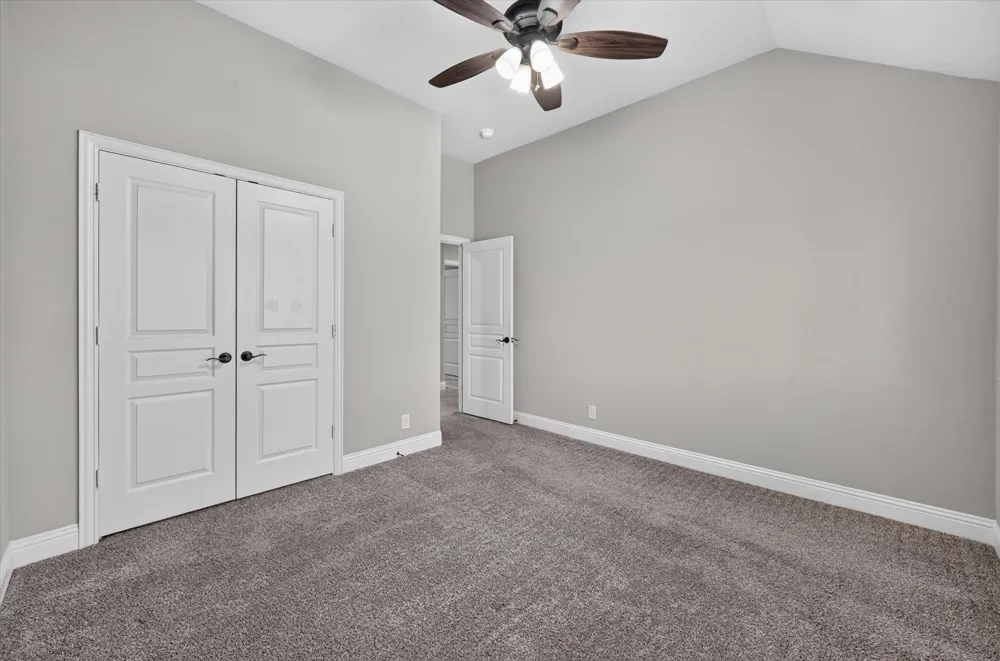316 Jernigan Drive Euless, TX 76040