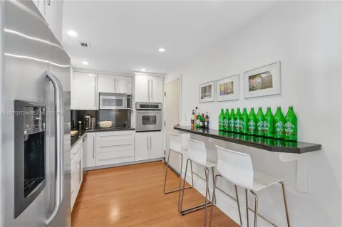 90 Edgewater Dr #917