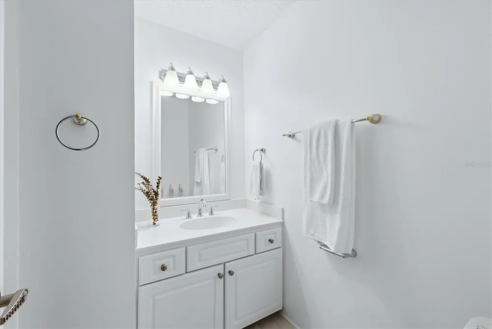4538 PAWNEE TRAIL #197 Sarasota, FL 34233