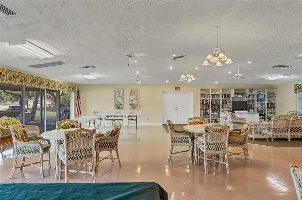 4538 PAWNEE TRAIL #197 Sarasota, FL 34233