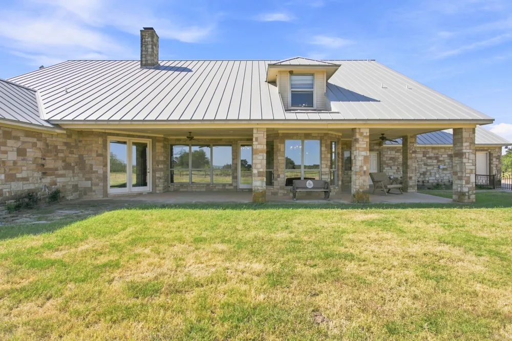 4350 Village Bend Road Mineral Wells, TX 76067