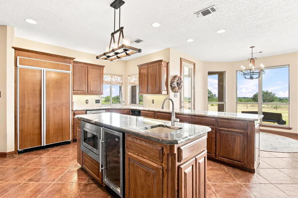 4350 Village Bend Road Mineral Wells, TX 76067