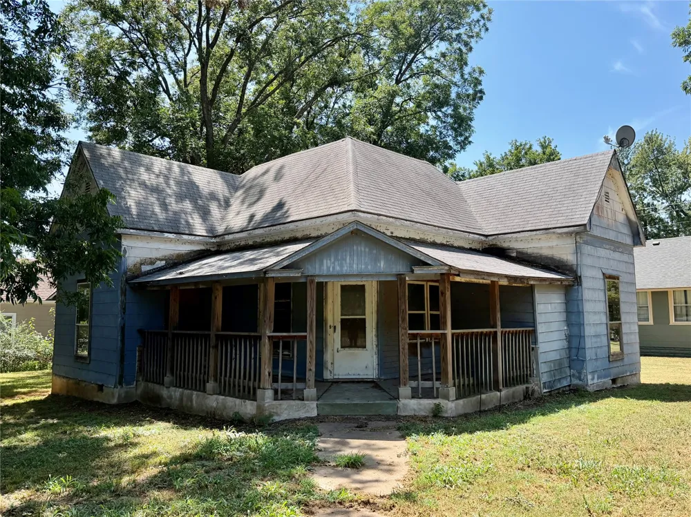 300 S Rosehill Avenue Cleveland, OK 74020