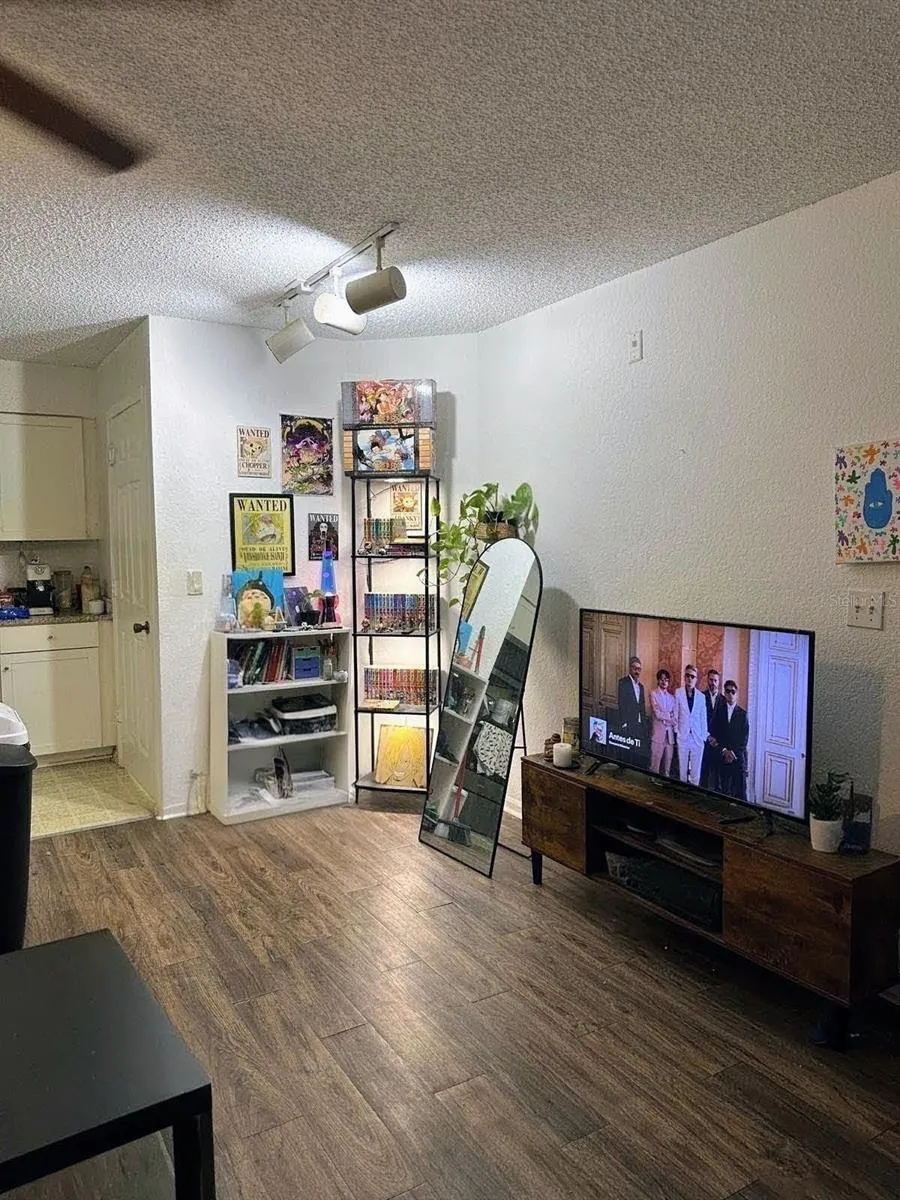 2214 METROPOLITAN WAY #2210 Orlando, FL 32839