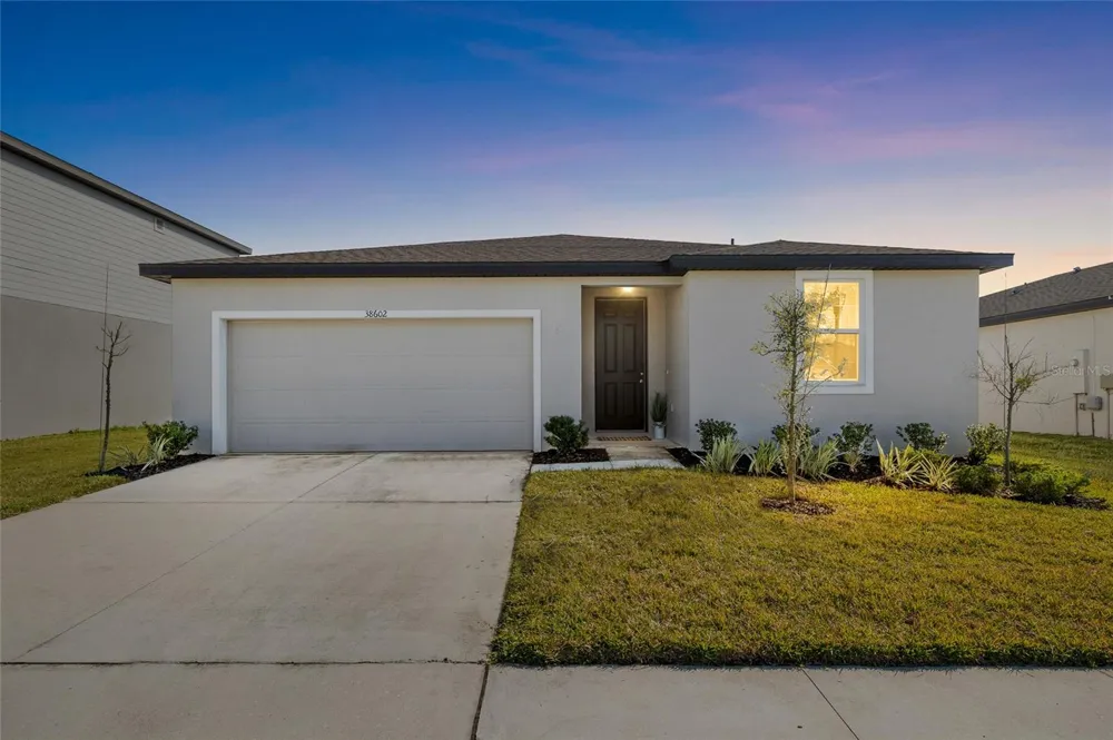 38602 FINN CLOVER LANE Zephyrhills, FL 33540