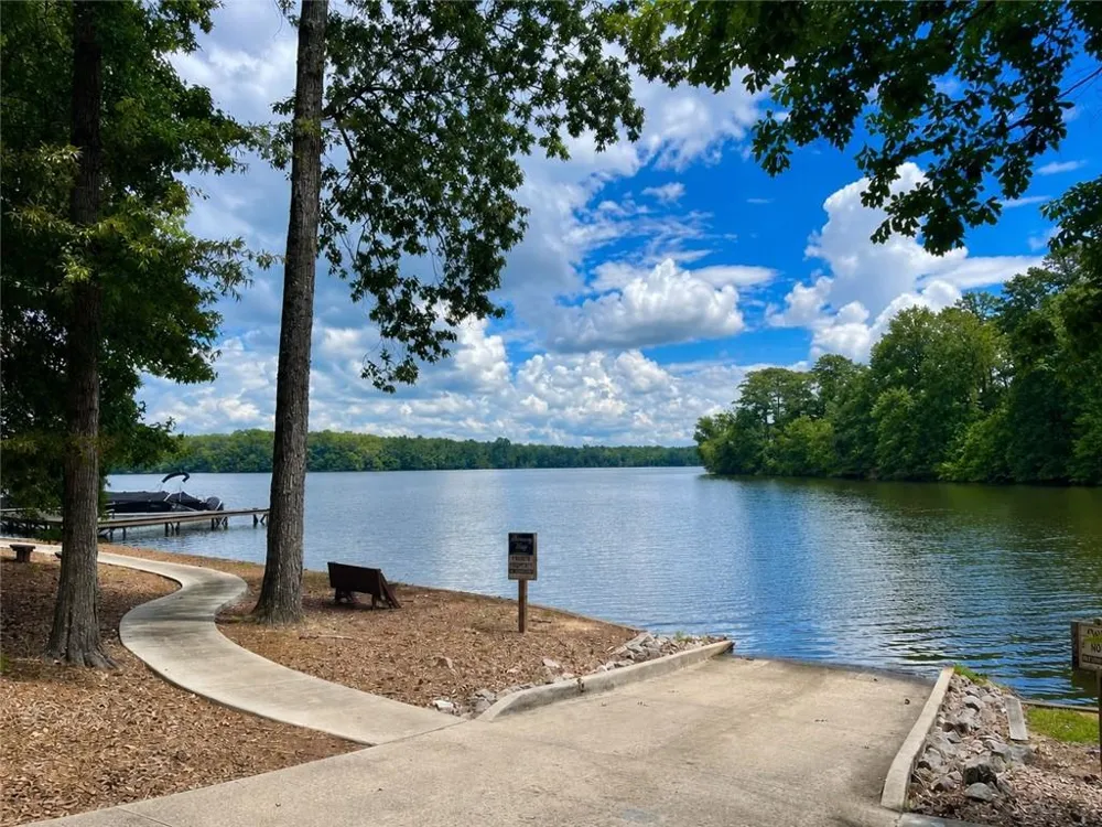 148 Harmony Bay Drive Eatonton, GA 31024